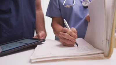 Are patient charts another way to improve your working space?