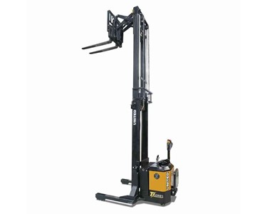 United - Walkie Reach Stacker | 1.5T