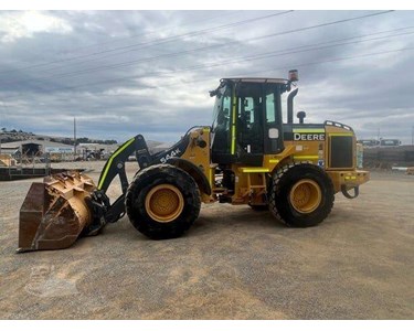 John Deere - Used Wheel Loader 2011 544K