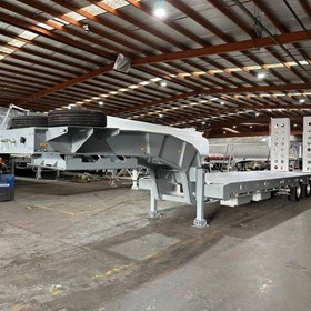 Low Loader Trailer With Goose Neck
