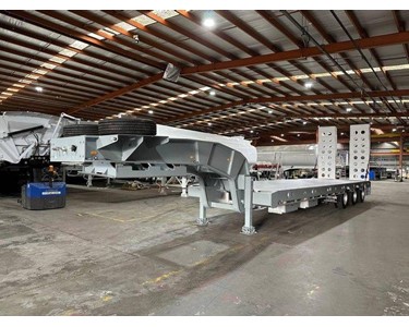 Stonestar - Low Loader Trailer With Goose Neck