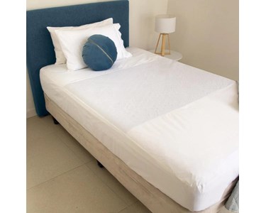 Conni - Fitted Bed Pad Sheet - King Single