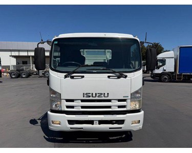 Isuzu - Used Traytop Truck | 2011 Frr500 FRR 500 