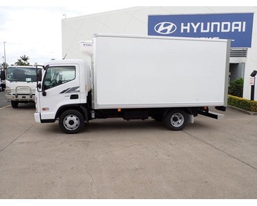 Hyundai - EX6 MWB Freezer Truck