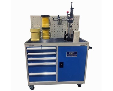 Hylec Controls - Pneumatic De-Mould Table for 100mm thermal moulds