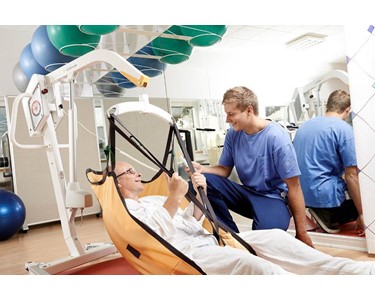 Guldmann - Mobile Patient Lifting Hoist | GL5