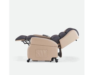 Aspire - ALTITUDE Vertical Lift Chair
