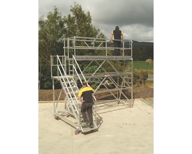 Mobile Access Platform | Adjustable Height Work Platform