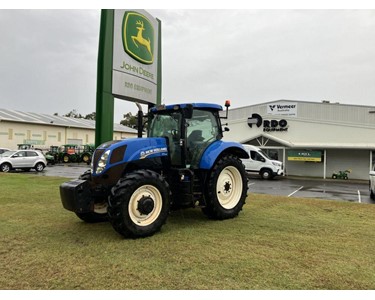 Row Crop Used Tractor | Vermeer