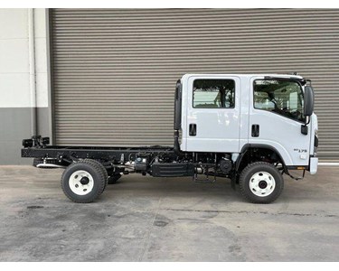 Isuzu - NQS 80-175 DT C34 Cab Chassis Truck
