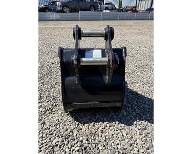 Roo Attachments - GP Buckets | SK30 3T GP 450