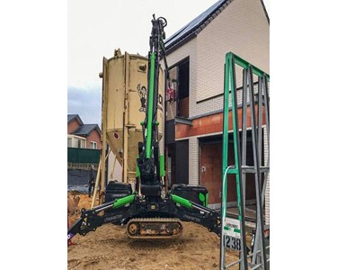 BG Lift - Electric Mini Track Compact Crane M250 LI-ION 