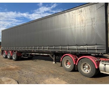 Southern Cross - Used Curtainsider Trailer | B Double SEMI Tri axle