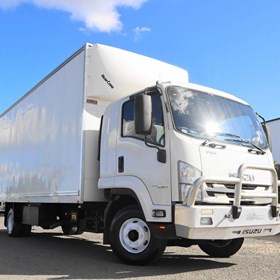 Used Pantech Truck | 2016 ISUZU FRR110-260