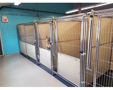 Aeolus - Draining Walk-in Kennels