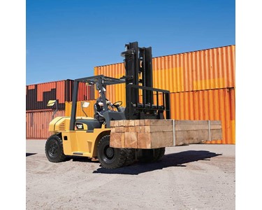 Cat - Diesel Forklift | 7-10 Tonne