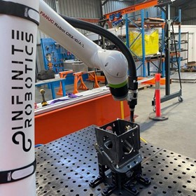 Flexible and Easy-to-Use Cobot Welding Solution