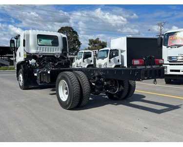 Isuzu - FVR 170-300 AT R47 Cab Chassis Truck