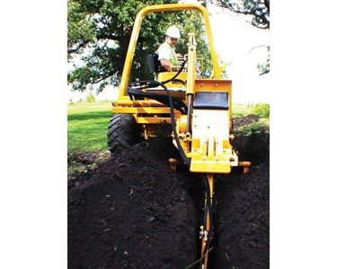 Ride-On Trencher 48.5 kw | RTX550