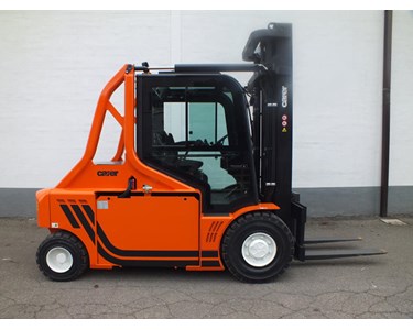 Carer - Electric Forklift | F Series