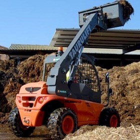 Compact Telehandlers I T133H