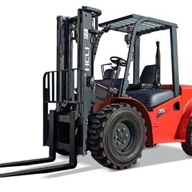 Rough Terrain Forklifts 3.0-3.5 TONNE | K2 Series