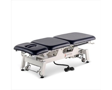 Fortress - 3 Section Treatment Table - Shorthead 