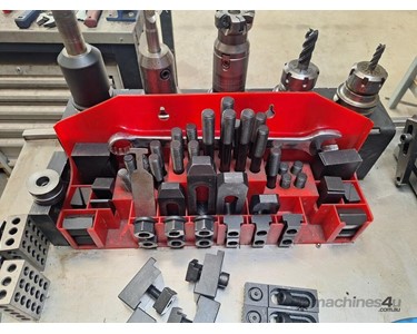 Doosan - 2023 DNM-5700 Machining Centre