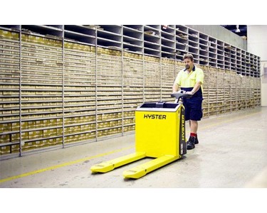 Hyster - Electric Pallet Jack 2,000kg | P2.0 