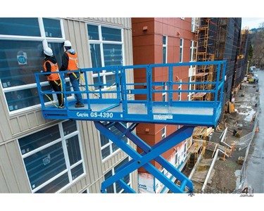 Genie - GS-4390 Rough Terrain Scissor Lift