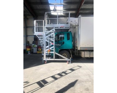 Mobile Access Platform | Portable Truck Access Platforms