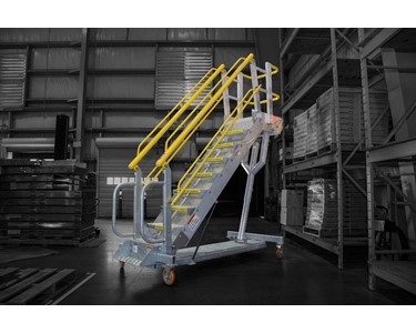 SafeRack - Mobile Staircase  - Height Adjustable Stairs – G Series