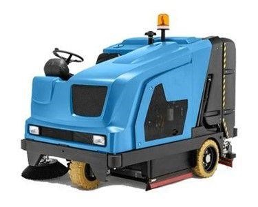 Conquest - Combination Ride On Sweeper Scrubber | RENT, HIRE or BUY | CC1200 