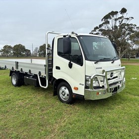 2025 616 AT 3430 Wide Alloy Tray Truck