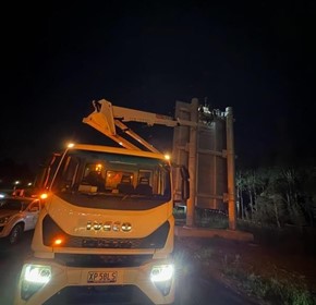 Truck Mounted Lift Hire for Highway Sign Installation in NSW