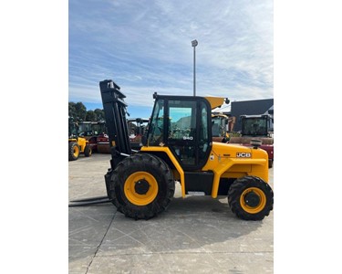 All Terrain Forklift | JCB 940