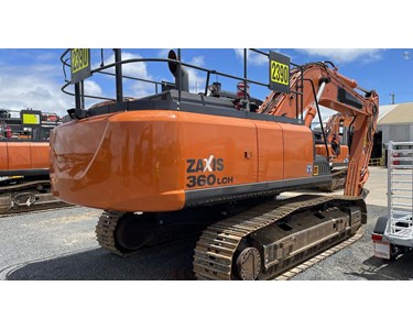 Hitachi - Used Excavator | 2022 Hitachi ZX360LCH-5
