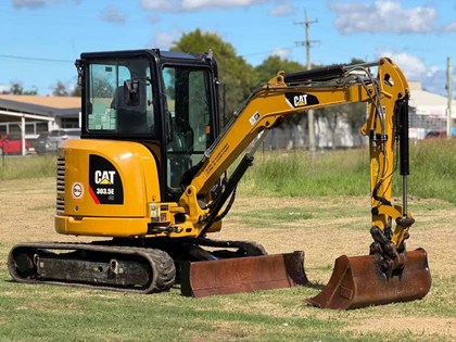 Used Mini Excavator | 2017 Caterpillar 303.5ECR