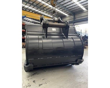 Roo Attachments - Rock Buckets Attachments | 30-36TON 1500MM WIDE