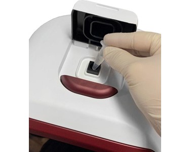 MicroDigital - Lumi single tube luminometer with 350 nm - 650 nm spectral range