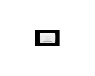 Onyx - 18.5" Fanless Slim Medical All In One PC | SMA-1833