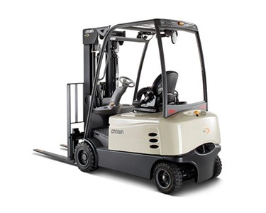 Crown - Electric  Forklift | SC 6000 | 4-Wheel Sit-Down 
