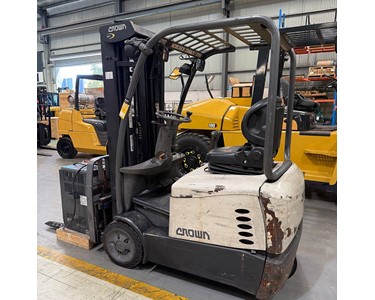 Crown - Used Crown Electric Forklift – 1.8T SC5215-30 | Perth