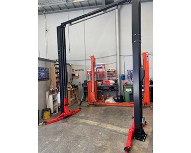 HiLift - 2 Post Hoist | YL-340 4.5 Ton Clear Floor Car Hoist