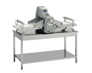 benchtop pastry sheeter