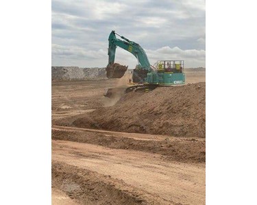 Kobelco - Tracked Excavators 510 HP | SK850 LC