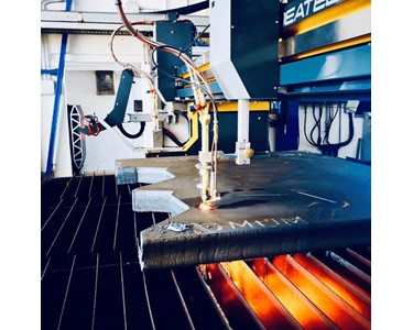 SOITAAB - LINEA Tech RED Oxy-fuel Flame Cutting, Plasma Cutting and Mark