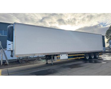 Used Refrigerated Trailer | 24P Freezer Van
