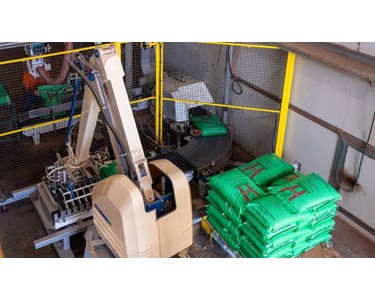 Aurora - Robotic Palletizing Skid System