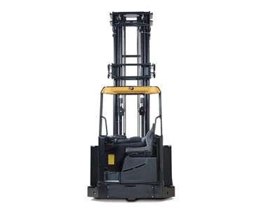 Cat - Multi-way Reach Truck | 2.0-2.5T